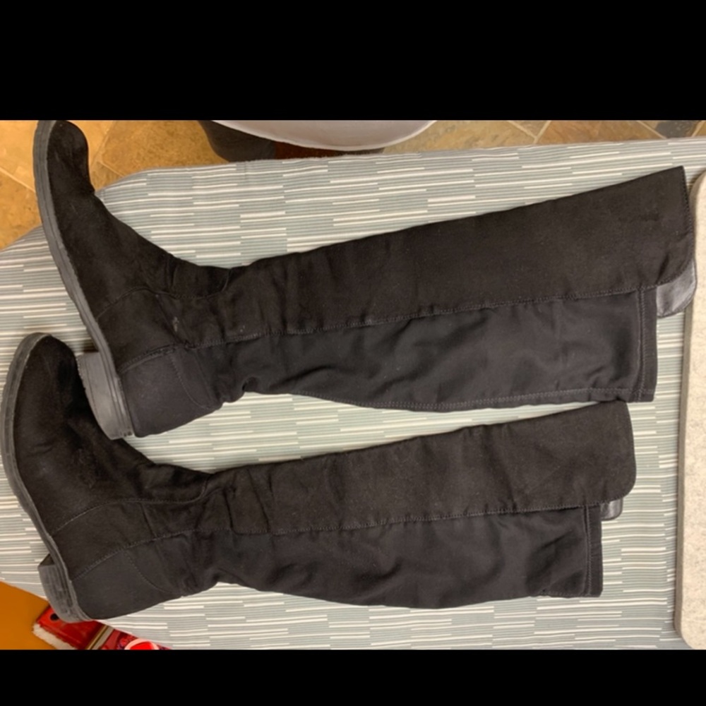 Unisa Kneehigh Boots